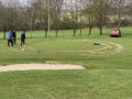 Vandal v Anglicku zdevastoval golfové ihrisko