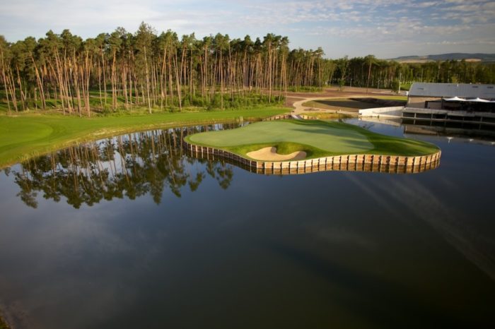 Golf Digest Slovensk Golfov Ihrisk Medzi Najlep mi